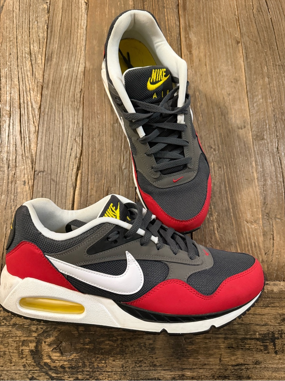 Nike Air Max Correlate Sneaker